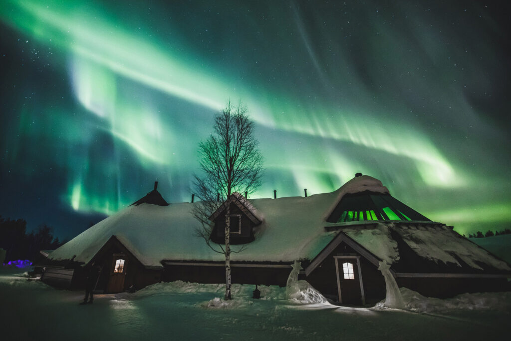 rovaniemi_com_iglu_de_vidro