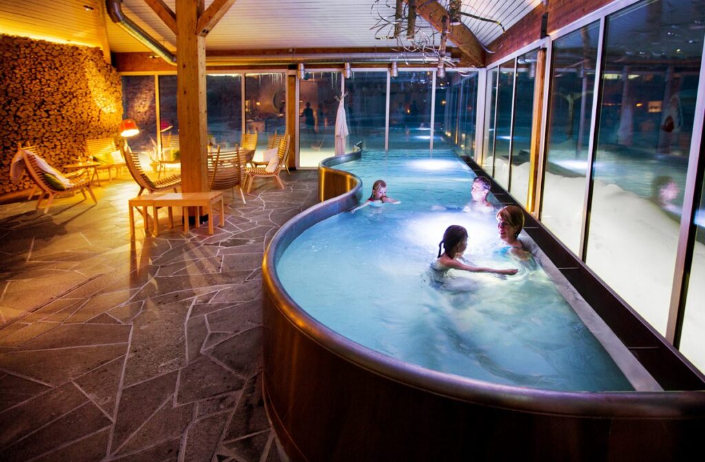 camp_ripan_aurora_spa_19_photo_bjorn_wanhatalo_webb-1200x786-1-1024x671