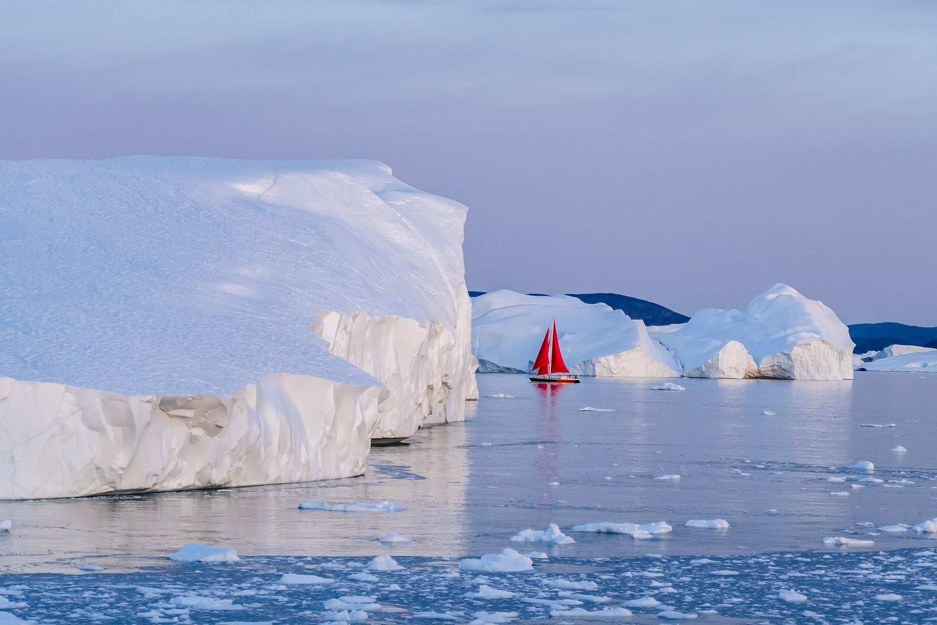 groenlandia-veleiro-icebergs
