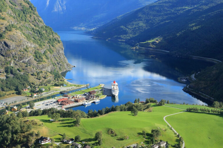 Fiordes da Noruega: conheça os mais incríveis - Aurora Boreal e Viagens ...