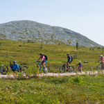 trilha-fjellrunden-ciclismo-com-familia-noruega