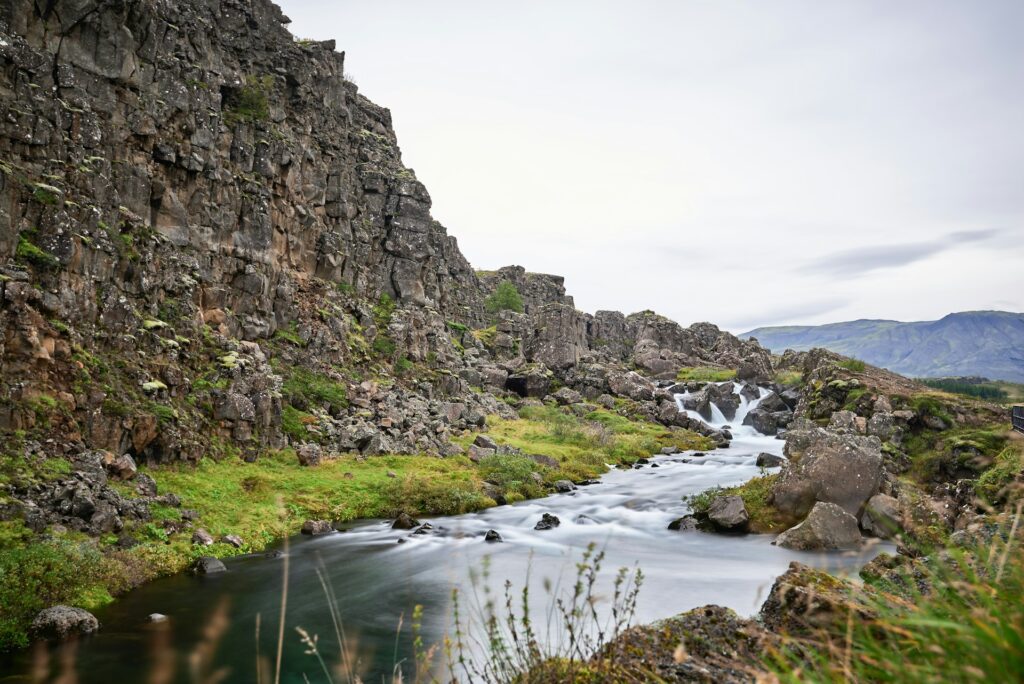 thingvellir islândia luca-florio-NZO1akgsr5I-unsplash