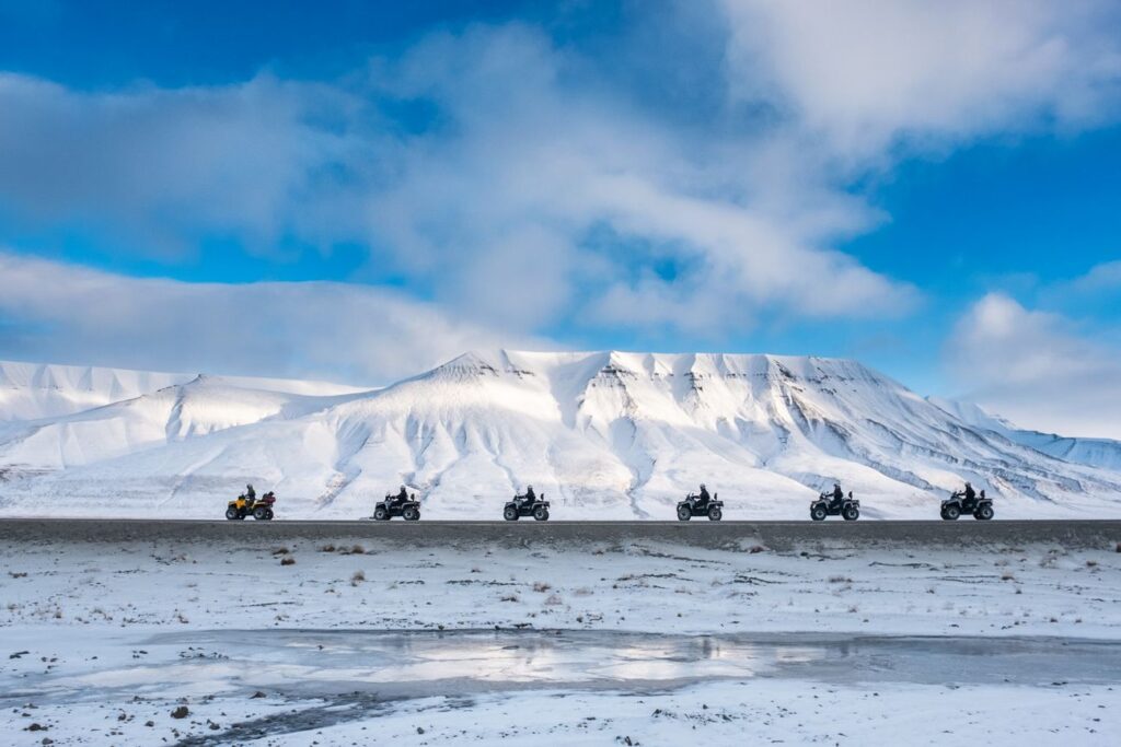 ATV safari Svalbard ATV-Adventdalen-Svalbard-autumn forn