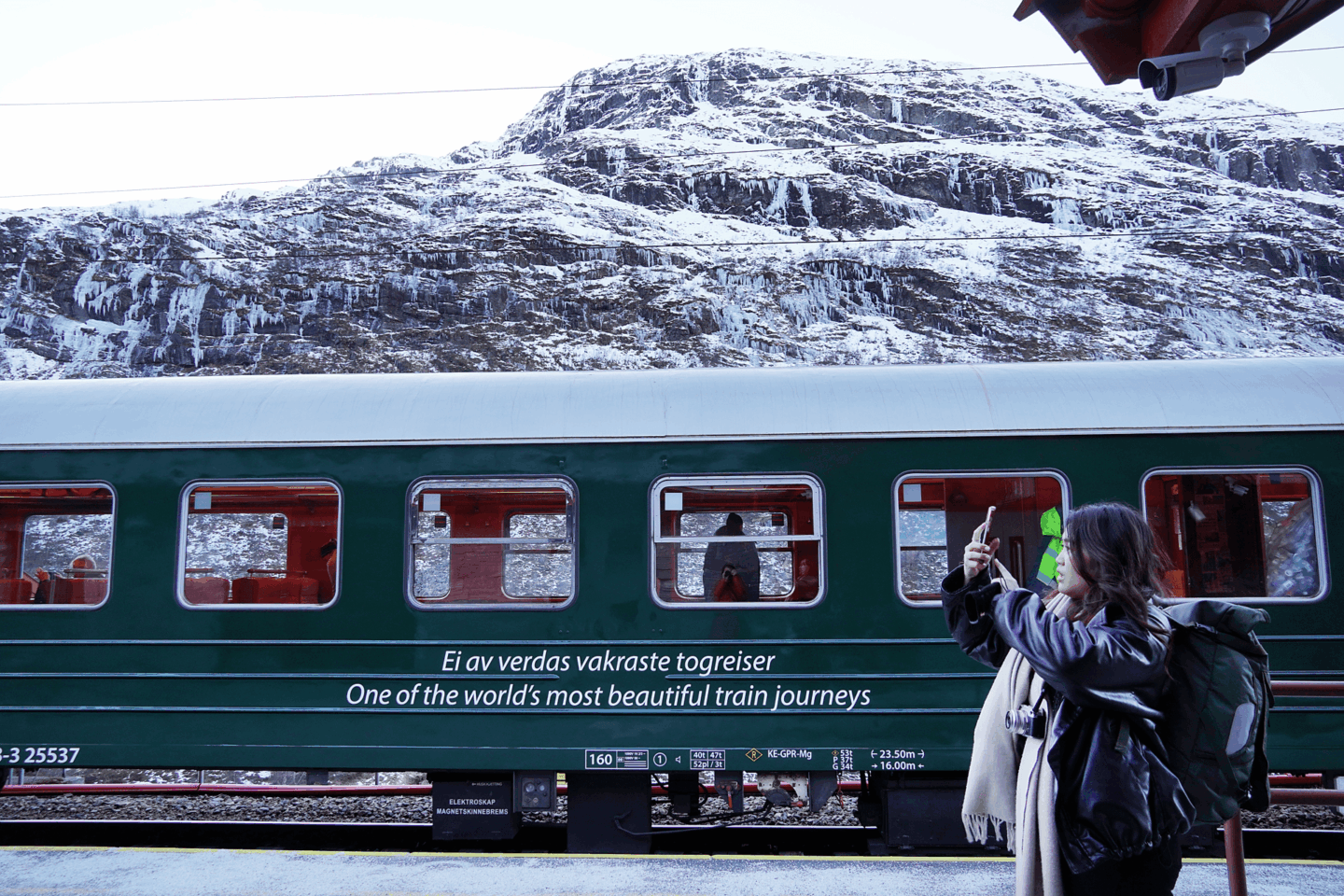 Flåmsbana Railway at Myrdal station_Christine Baglo - Visit Norway