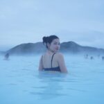 Mulher na Blue Lagoon – Islândia