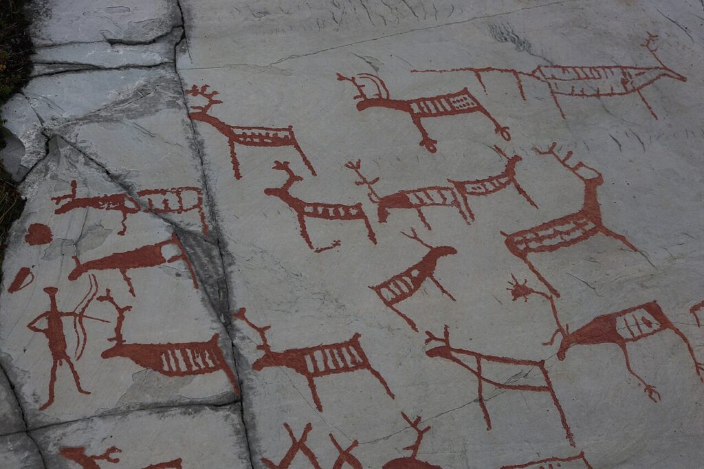 Detalhe das pinturas rupestres em Alta – Noruega