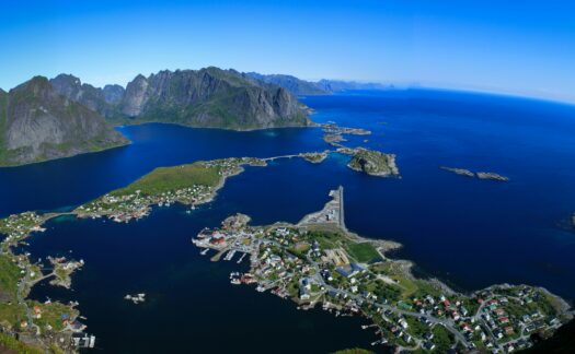 Conheça Lofoten, um arquipélago apaixonante na Noruega